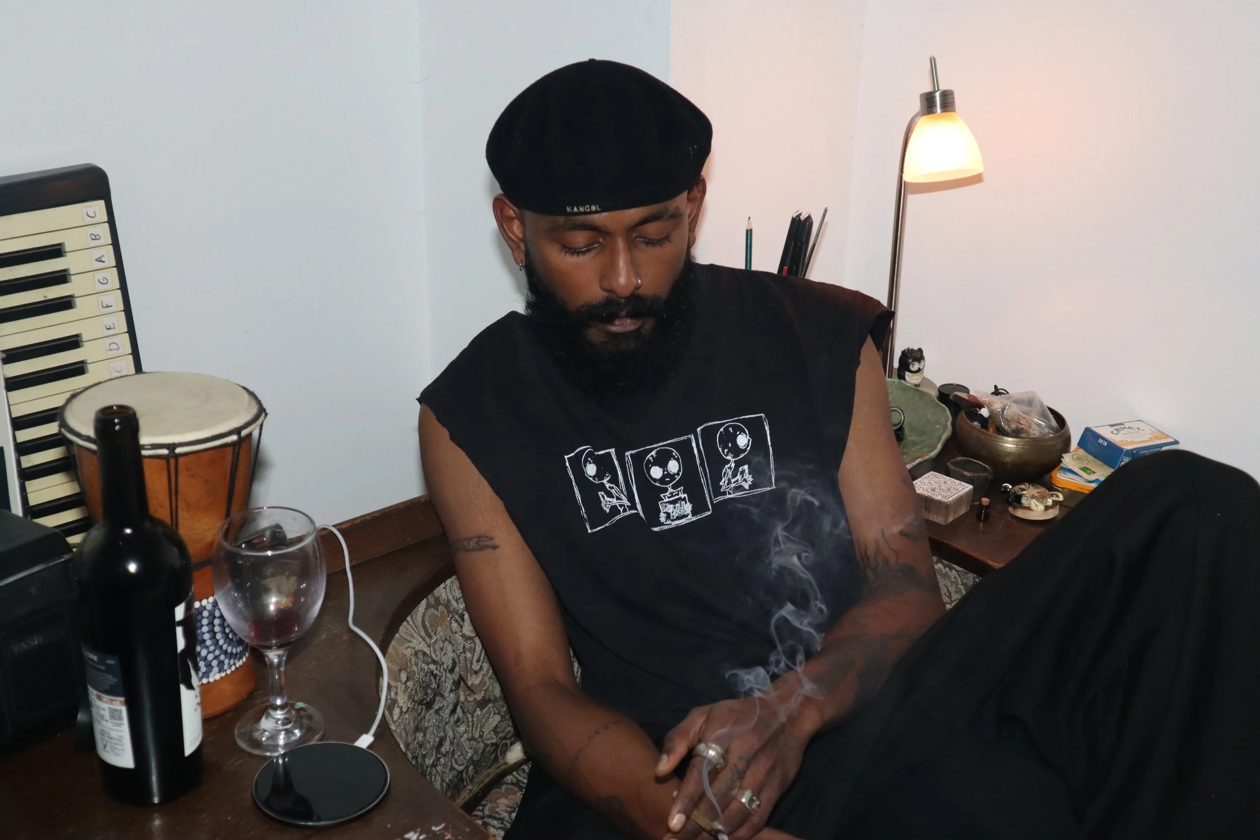 MUGSHOT ROODLE SHIRT