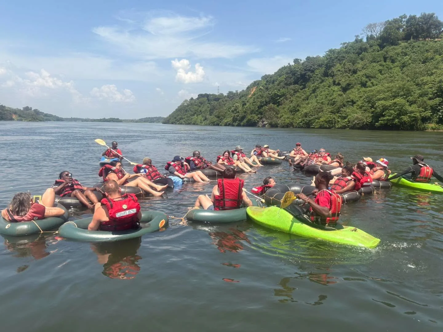 💦 A great day on the river nile with Rubber dingy rapids, water slides and bungee jumping. What more could a triton ask for?&hellip; ☀️

Follow our journey in Africa! 🌍 🙌

#tritonstour2025 
#rugbyunion #ugandarugby #rugbylegend 

Proudly Sponsored