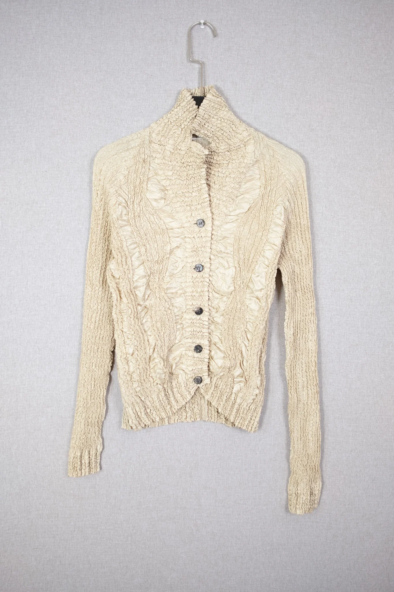 Peplum by Yoshiki Hishinuma Cream Pleat-Panel Button Shirt