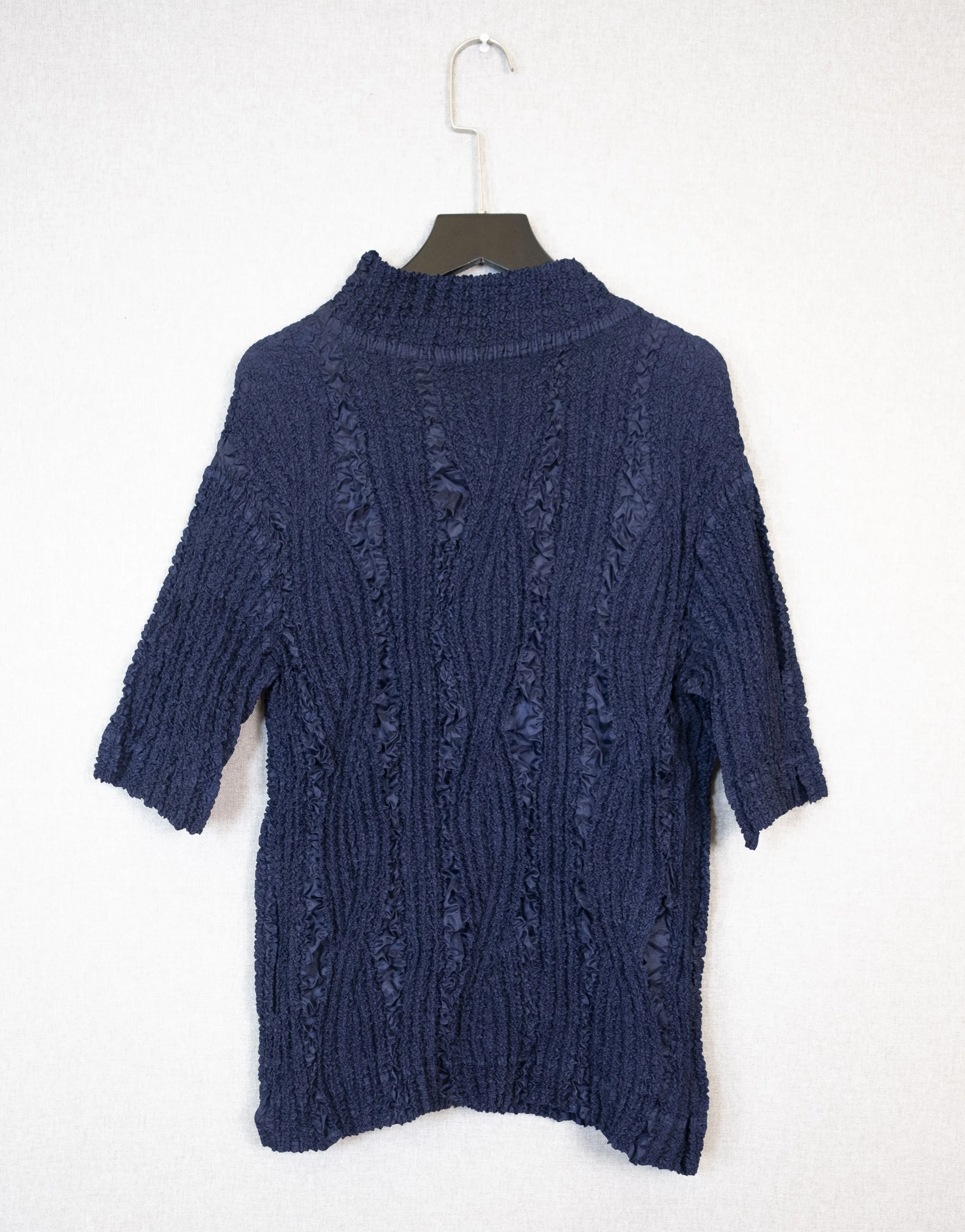 Navy Knit-Patterned Pleats Ruched High-Neck Top