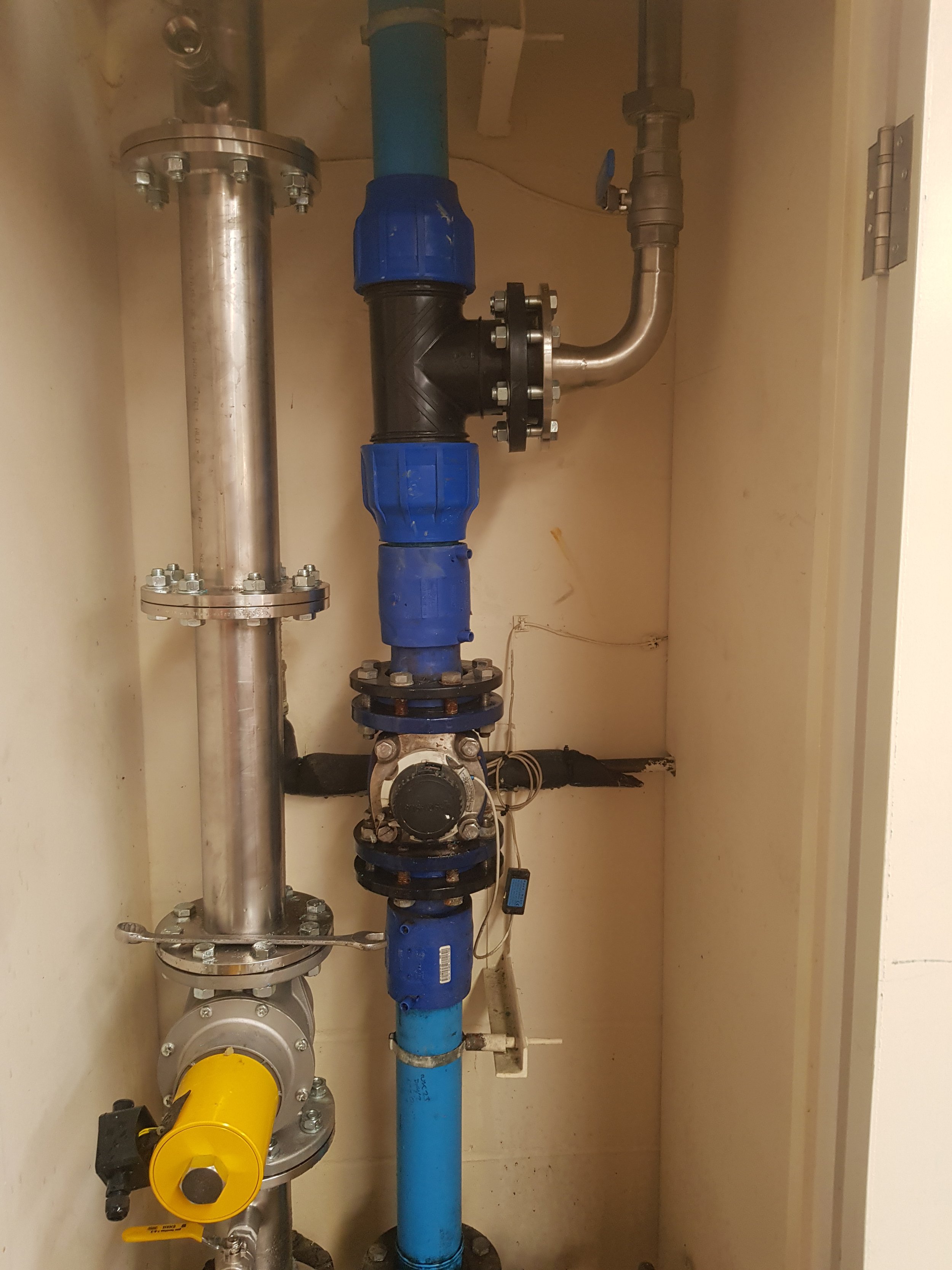 mains water break in