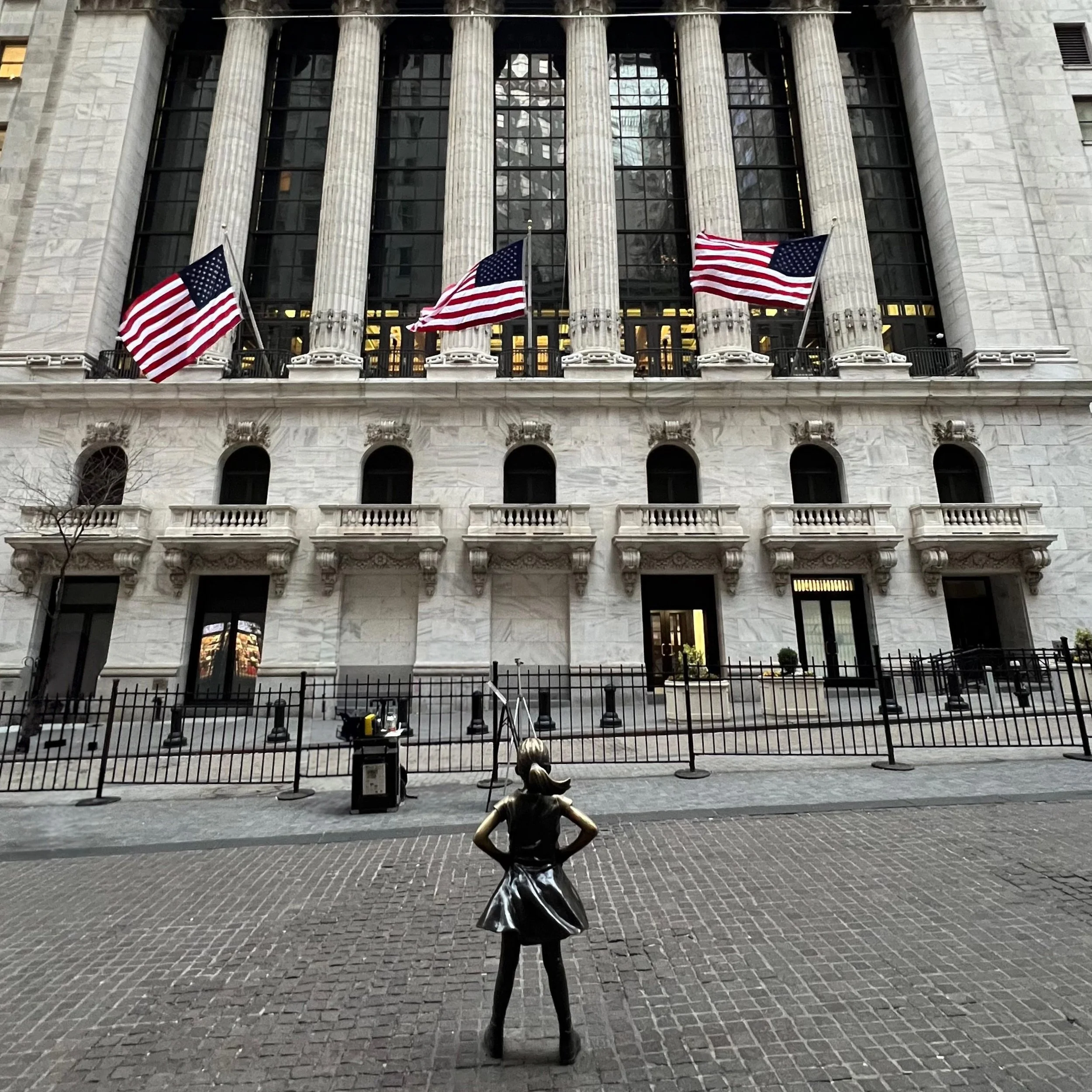 NYC Wall Street Brave Girl.jpg