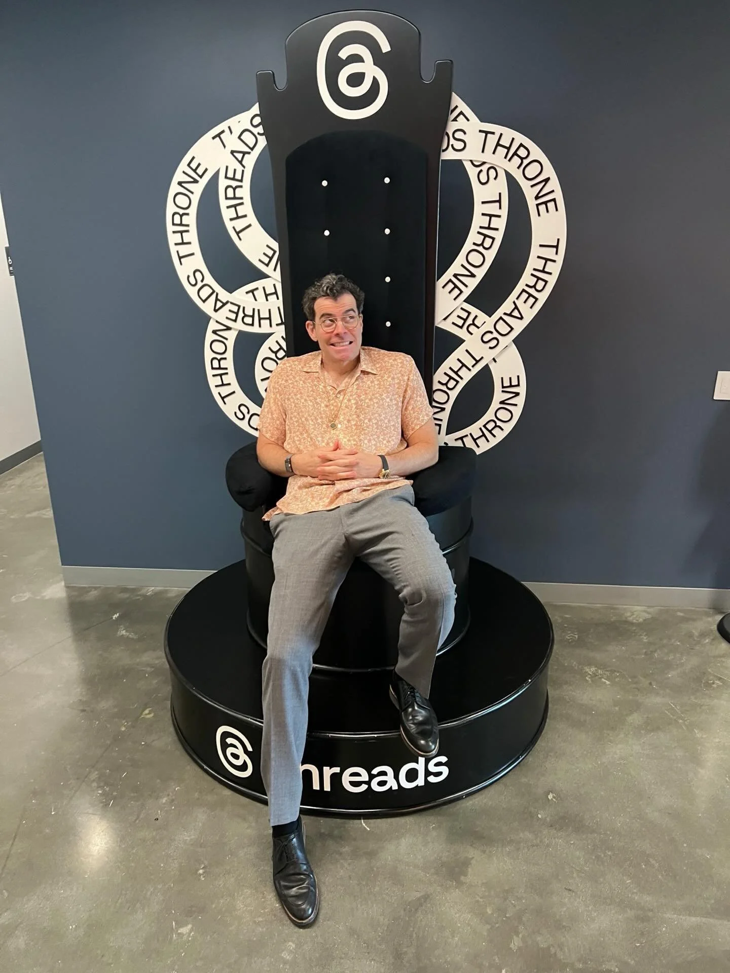 threadsthrone_mosseri.jpg