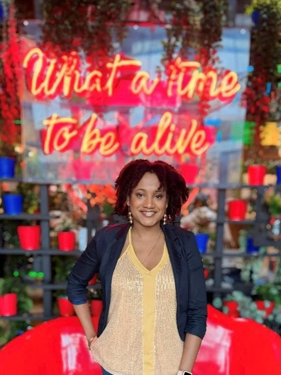 ✨Team Highlight✨

Shantel Taylor is a compassionate full-spectrum birth &amp; postpartum doula serving families across NYC and Long Island. With training through DONA, certification as a Lactation Counselor and Child Passenger Safety Technician, and 