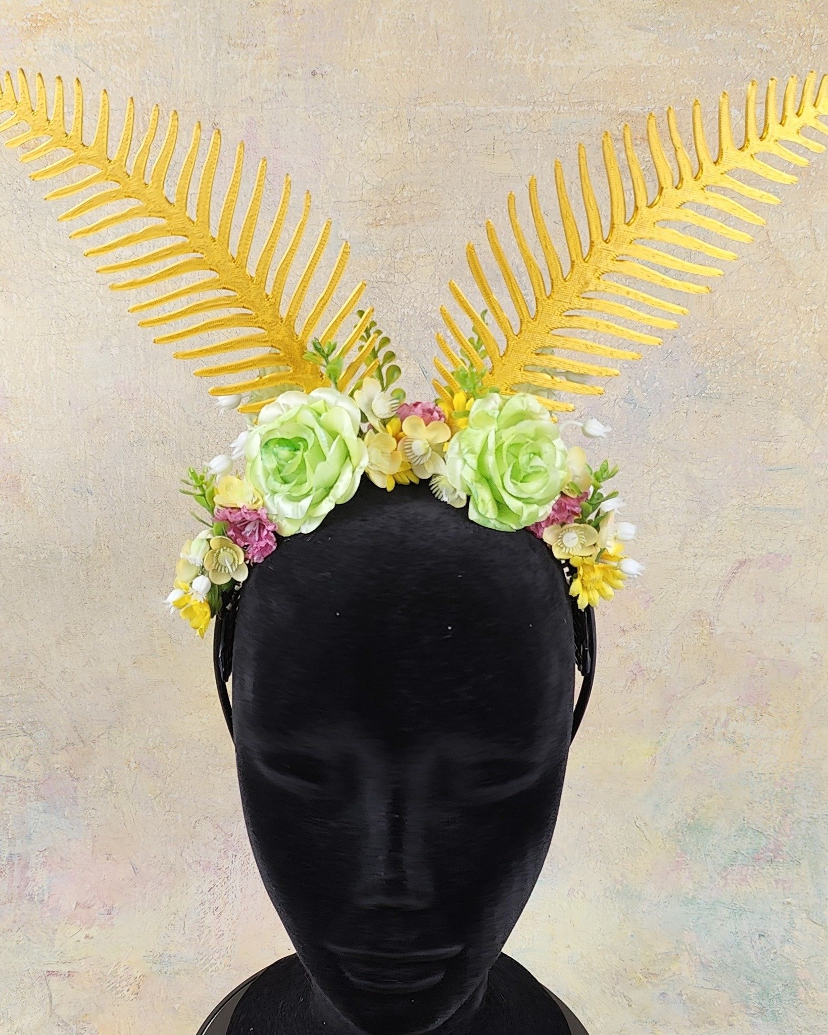 Flutter into style with our brand-new Luna Moth headbands&mdash;cute, magical, and totally unforgettable! ✨🦋
You can check them out here at 
https://lostcreaturescove.etsy.com/listing/4482705994 -Flower Crown
https://lostcreaturescove.etsy.com/listi