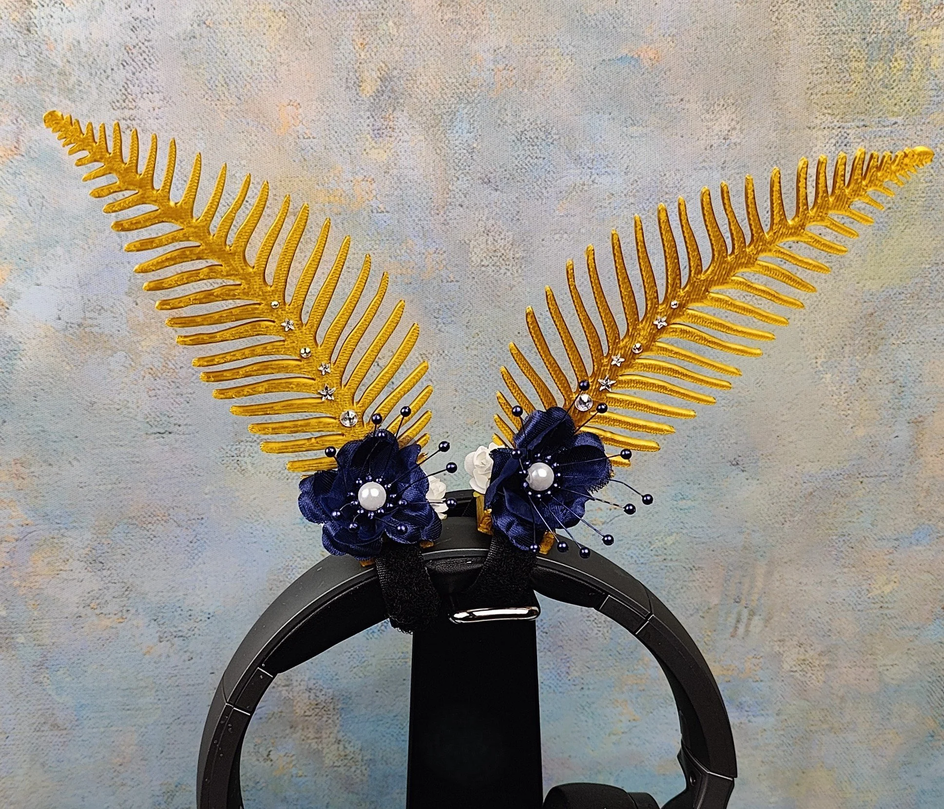 Moth Antennae with Flowers Headset Attachment, Mothman Ears Headphone Accessory, 3d Printed Insect Cosplay Costume Horns