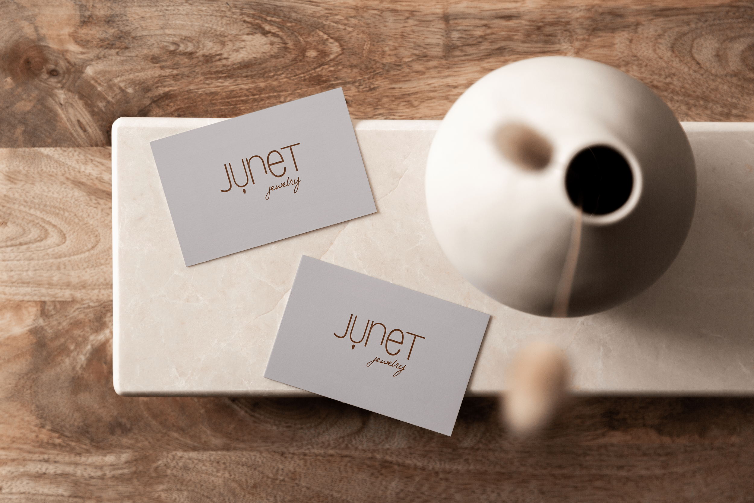 Junet_mockup-min.png