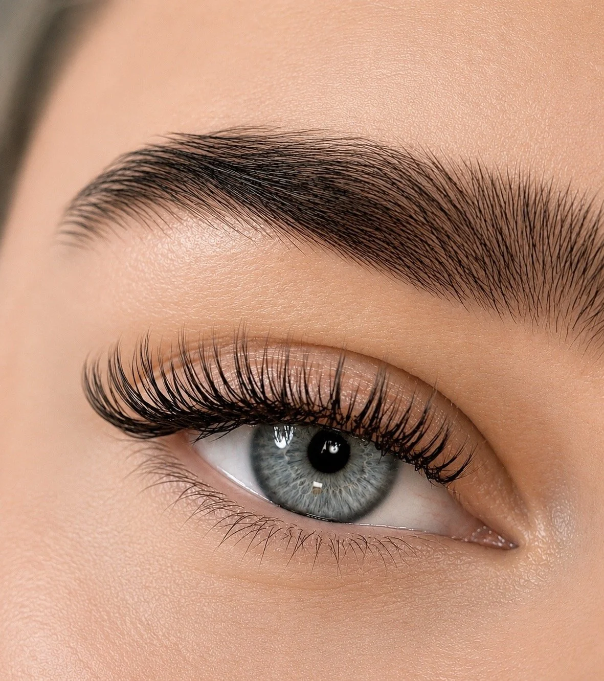 Wet Look Lashes