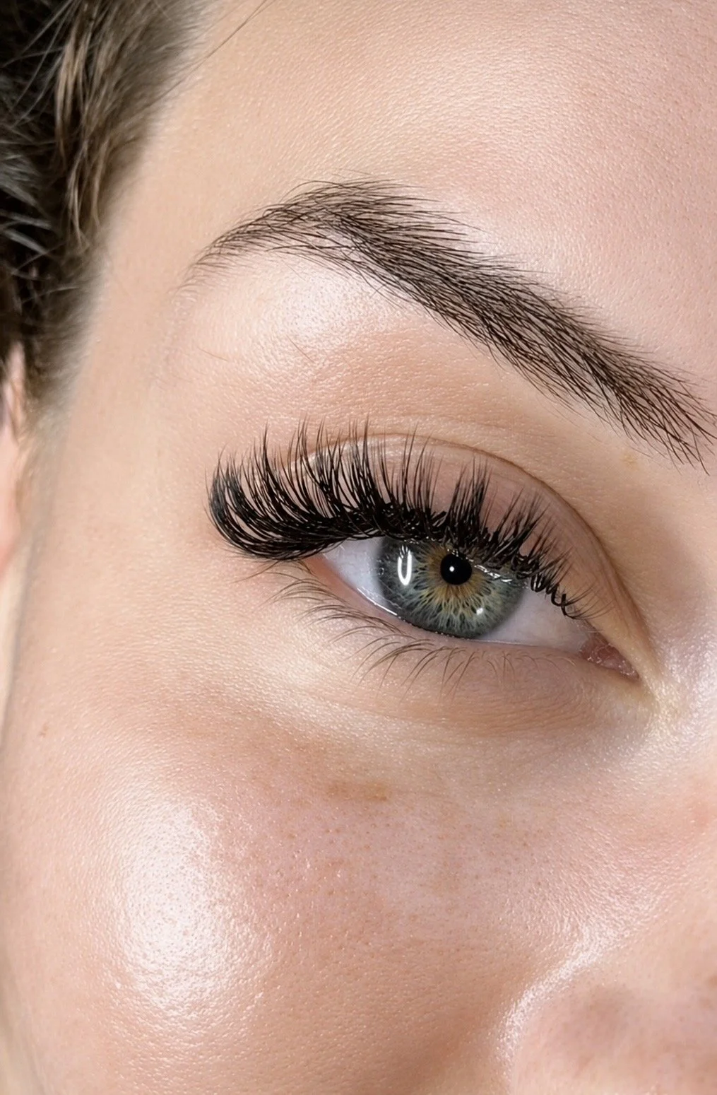 Hybrid Lashes