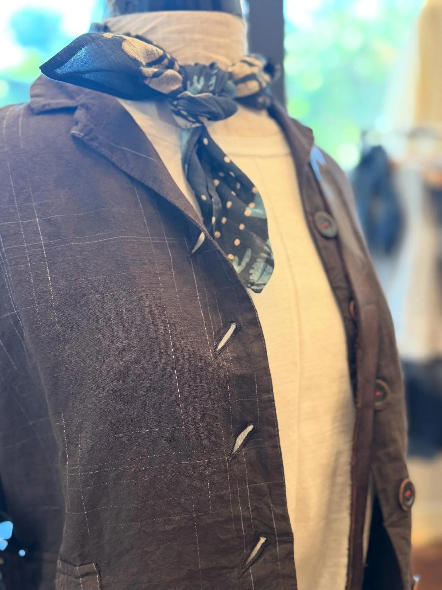 New @hannohwessel @millvalleymercantile @enjoymillvalley come shopping this week😍. #hannohwessel #millvalleymercantile #millvalley #visitcalifornia #bag #aubreyshowroom #coat #scarves #fallfashion #prefall #enjoymillvalley #shopping #shopsmall #shop