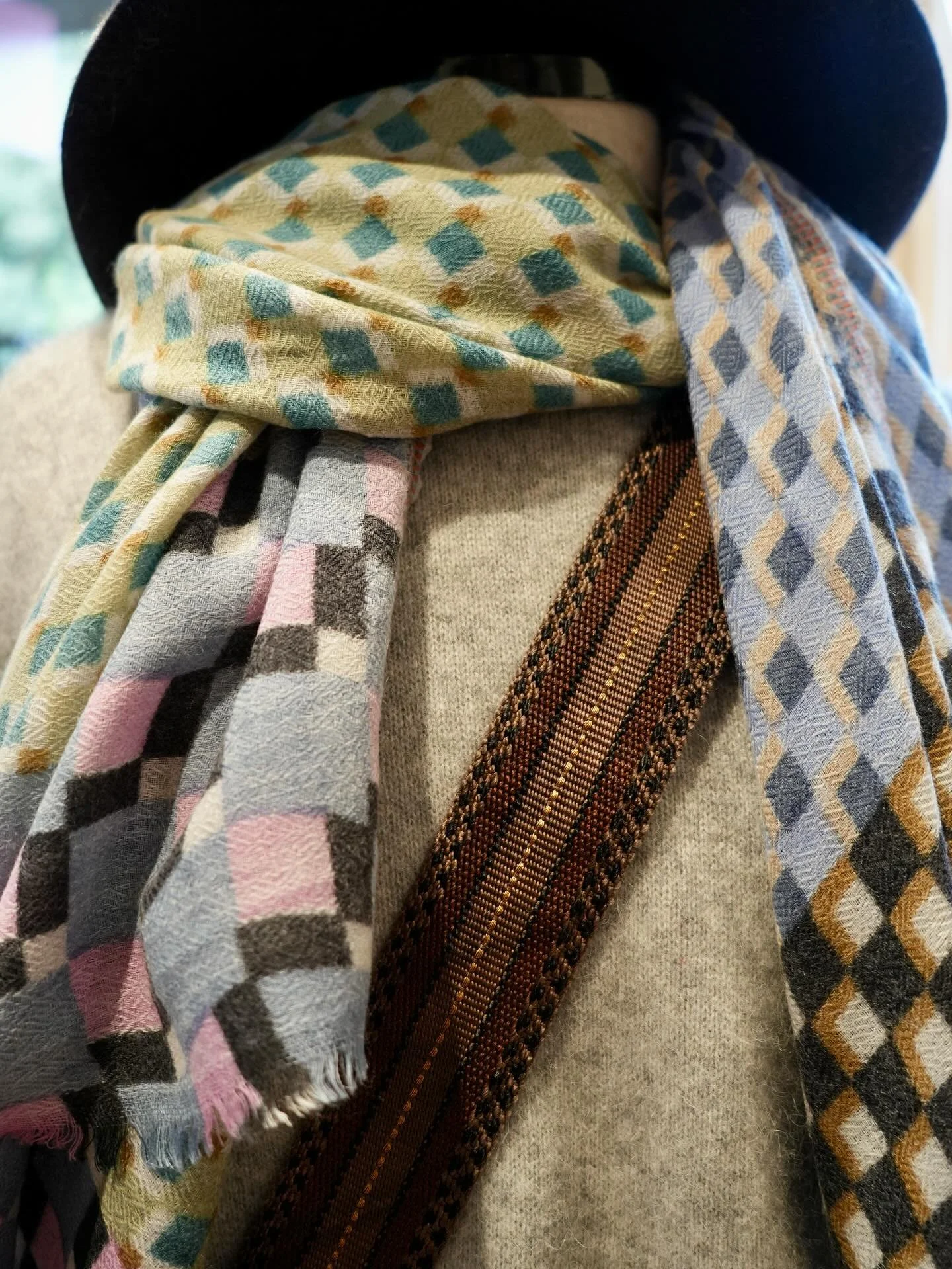 Textures and patterns of autumn 🍂