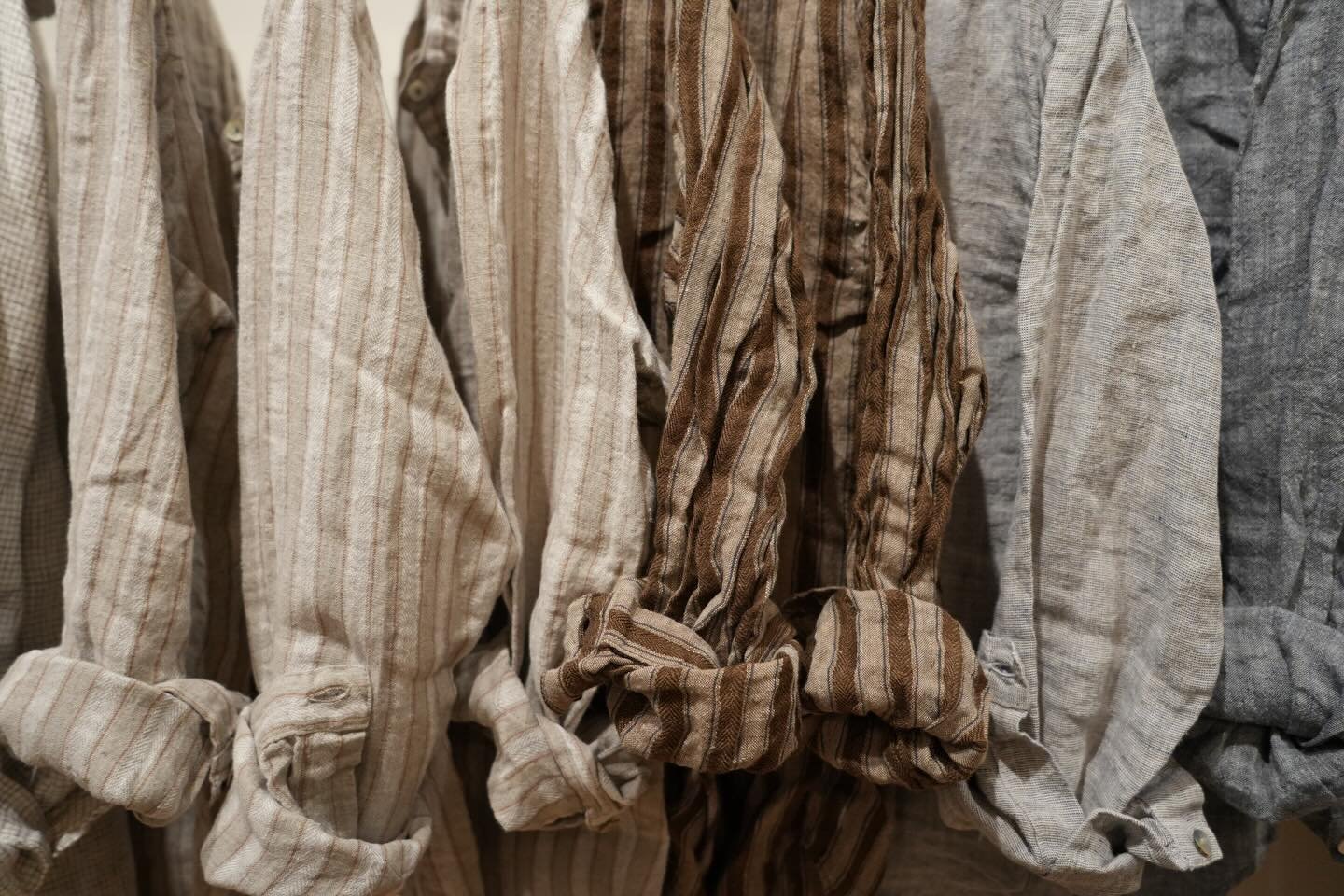 Can&rsquo;t have too many of these beautiful linen shirts from @covetbykate 

#linen #linenshirt #exploremarin