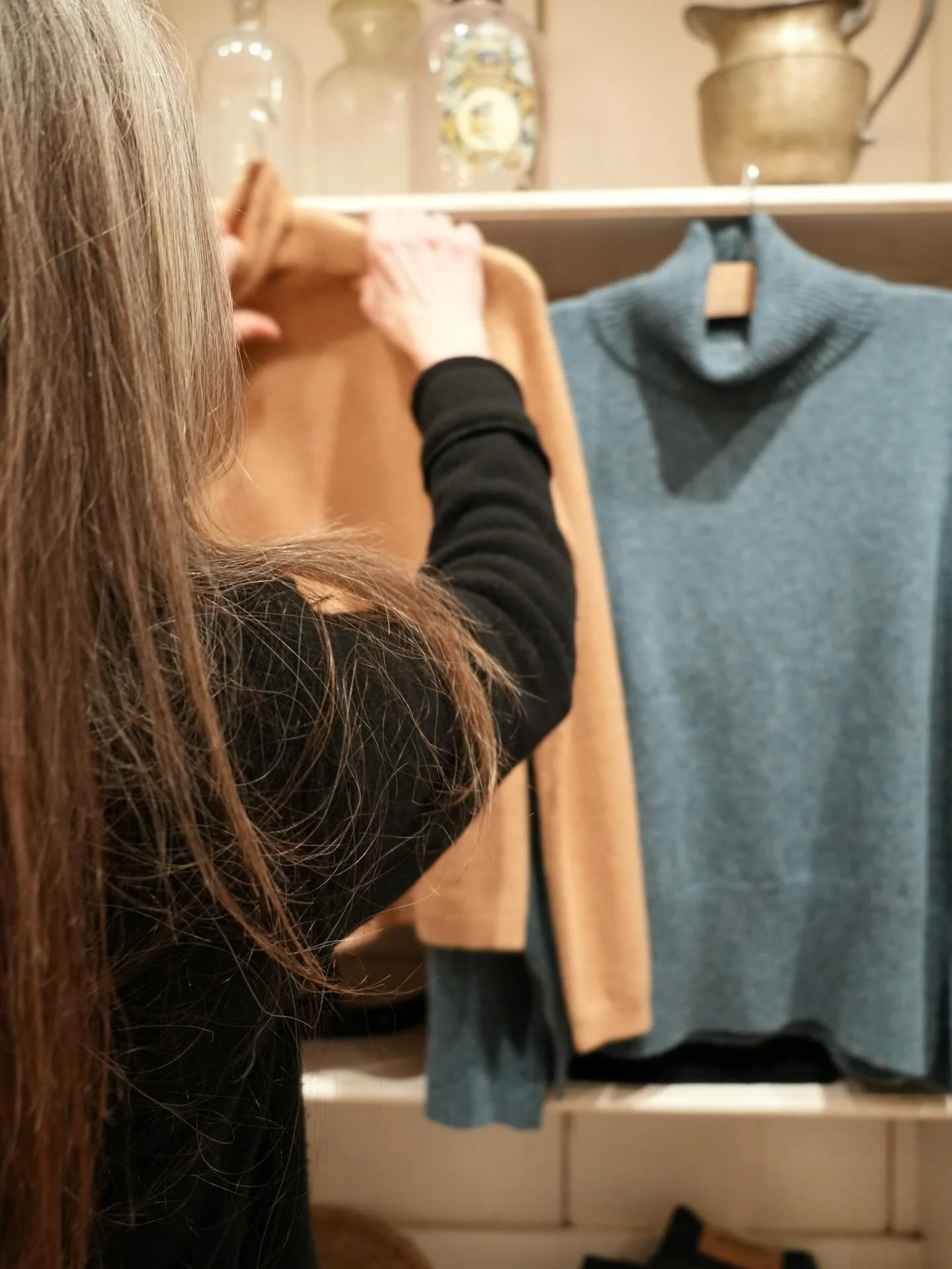 Sweaters are overwhelming the sale rack, help!

#sweater #cashmere #mohair #wool #sale