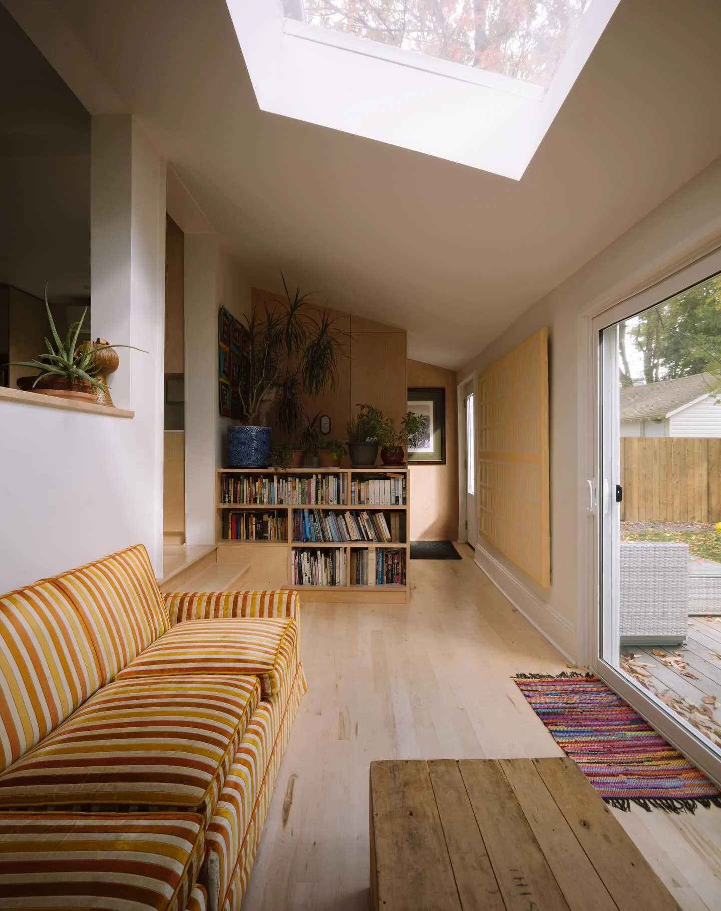 This space at the rear of the house now acts as a mudroom, basement entry, and sunroom, but doesn&rsquo;t feel like it&rsquo;s doing all that work. 
One of our favourite sneaky spaces in this space.

Design/execution/millwork - Kestrel Builders
🎨 @p