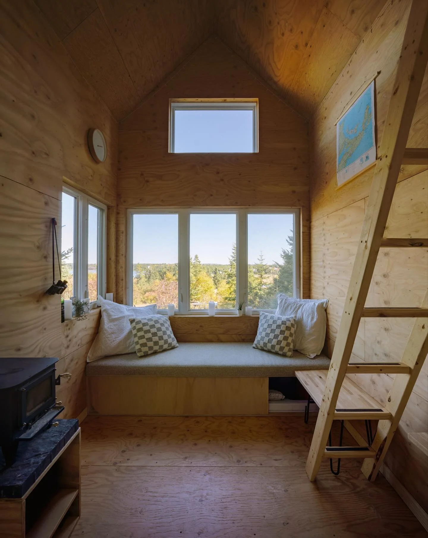 I&rsquo;d sum this bunkie build up as good clean fun.
It&rsquo;s got just what you need. 

#bunkie #cabin #backyardstudio #surfshack #surf #lawrencetown #halifax #novasotia #workfromshed