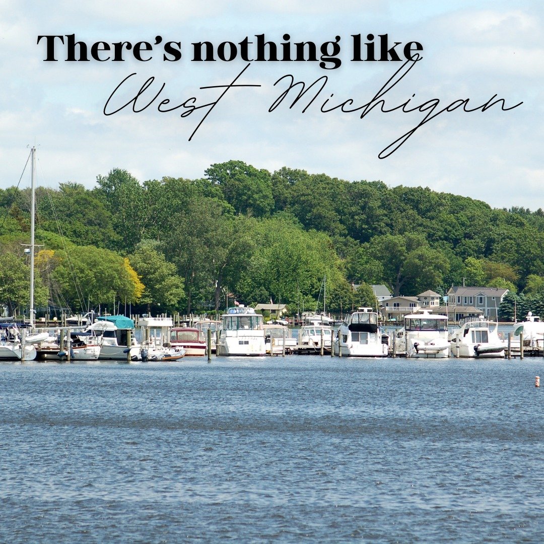 Amazing schools, beautiful lakeshore, tight-knit communities, and the kind of neighbors who still bring you cookies. If you&rsquo;re thinking about making a move&mdash;this is the place to be.