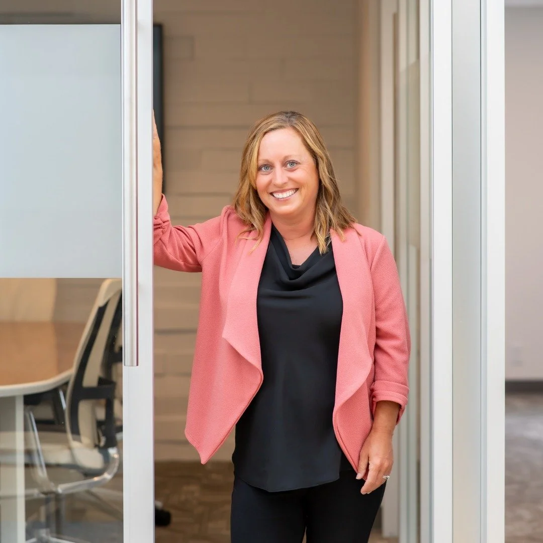 Wishing you a warm and joyful Christmas season!
May your home be filled with peace, laughter, and all the people you love most.

Merry Christmas from Aris Knitter Homes. 🎄❤️