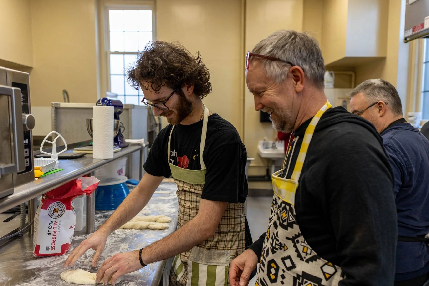 FR 3305 — French Cuisine: Exploring French Culture Through Food