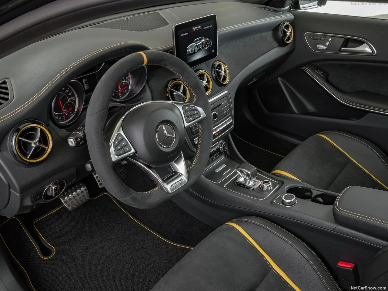 Mercedes-Benz-GLA45_AMG-2018-1280-21.jpg