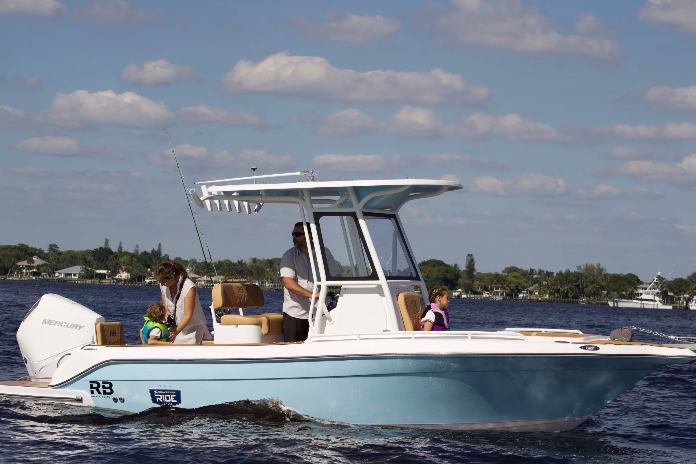 23' center console bait boat for sale