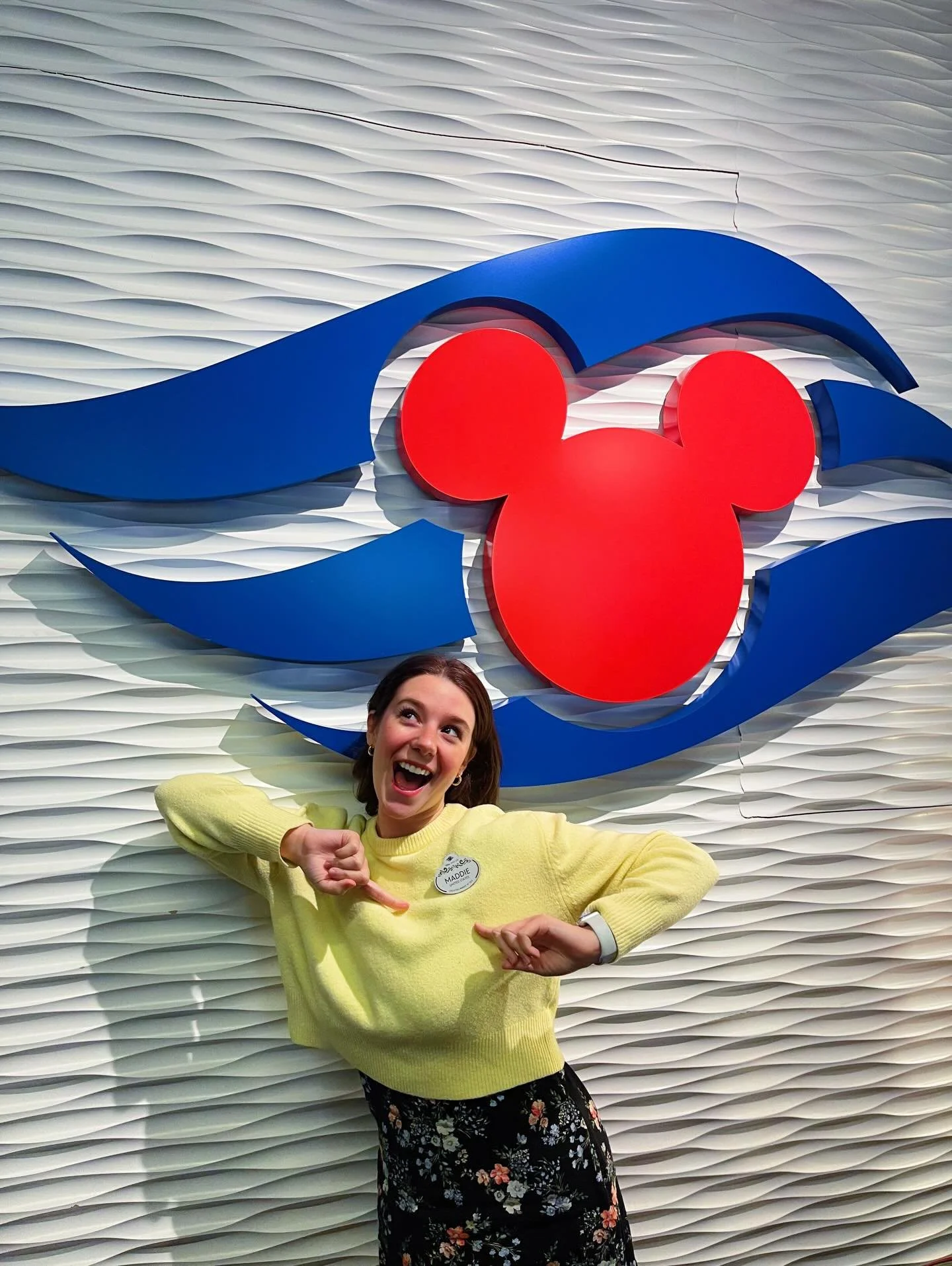 Leaving Toronto today&hellip;.time to start this 6 month adventure!! 🥹💙🐭❤️