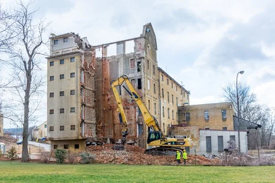 Tříletý časosběr výstavby REZIDENCE ŽITNÝ MLÝN POŘÍČÍ