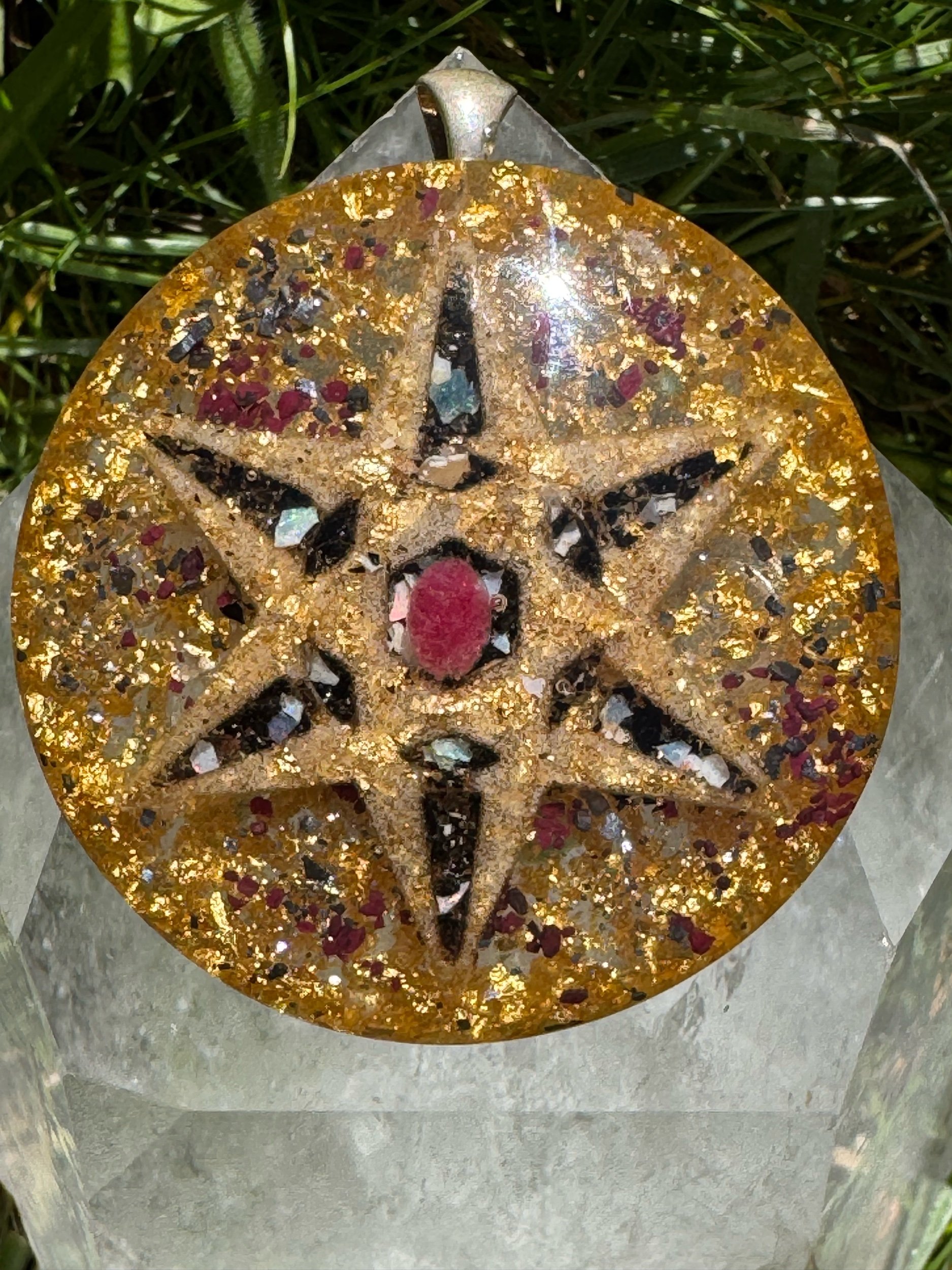Ruby Star Pendant (R25)