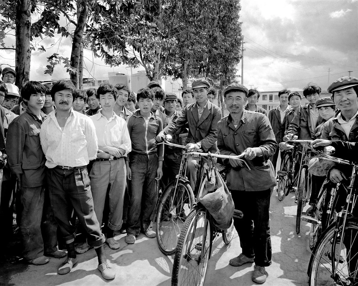 1986 Roaside Villagers, Yunnan Province