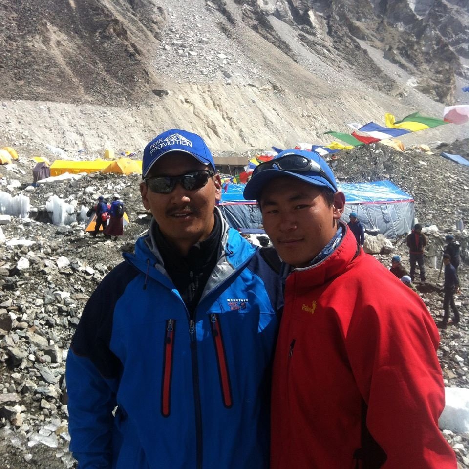 Sherpa People: Tigers of the Himalaya