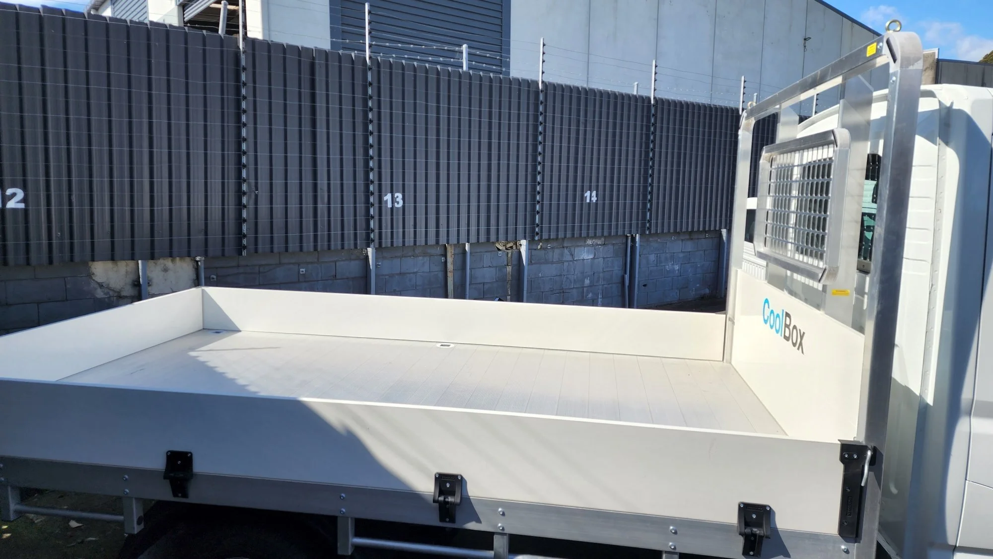 Apexx_coolbox_LDV_D9_tray+(2).jpg