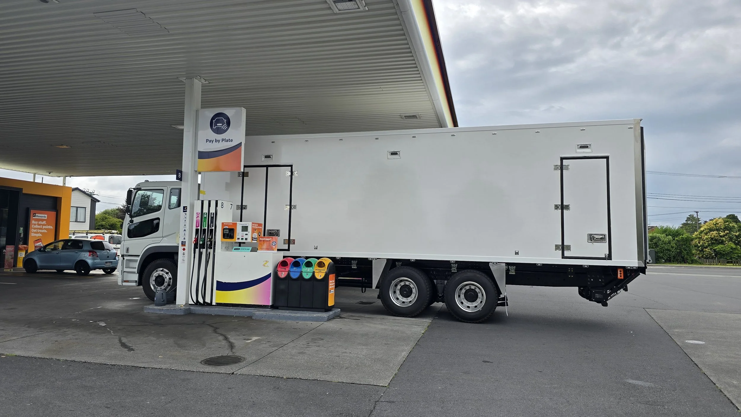 Apexx_Shogun_9300 EuroCoolBox (1) hi.jpg