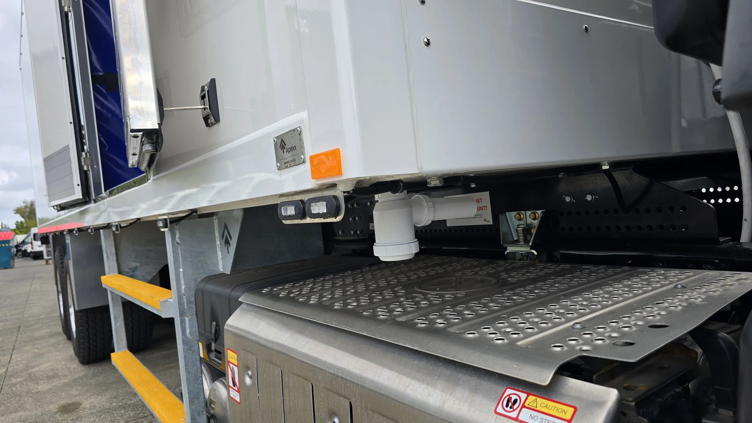 Apexx__Fuso_Shogun_EuroCoolBox_9300 (34).jpg