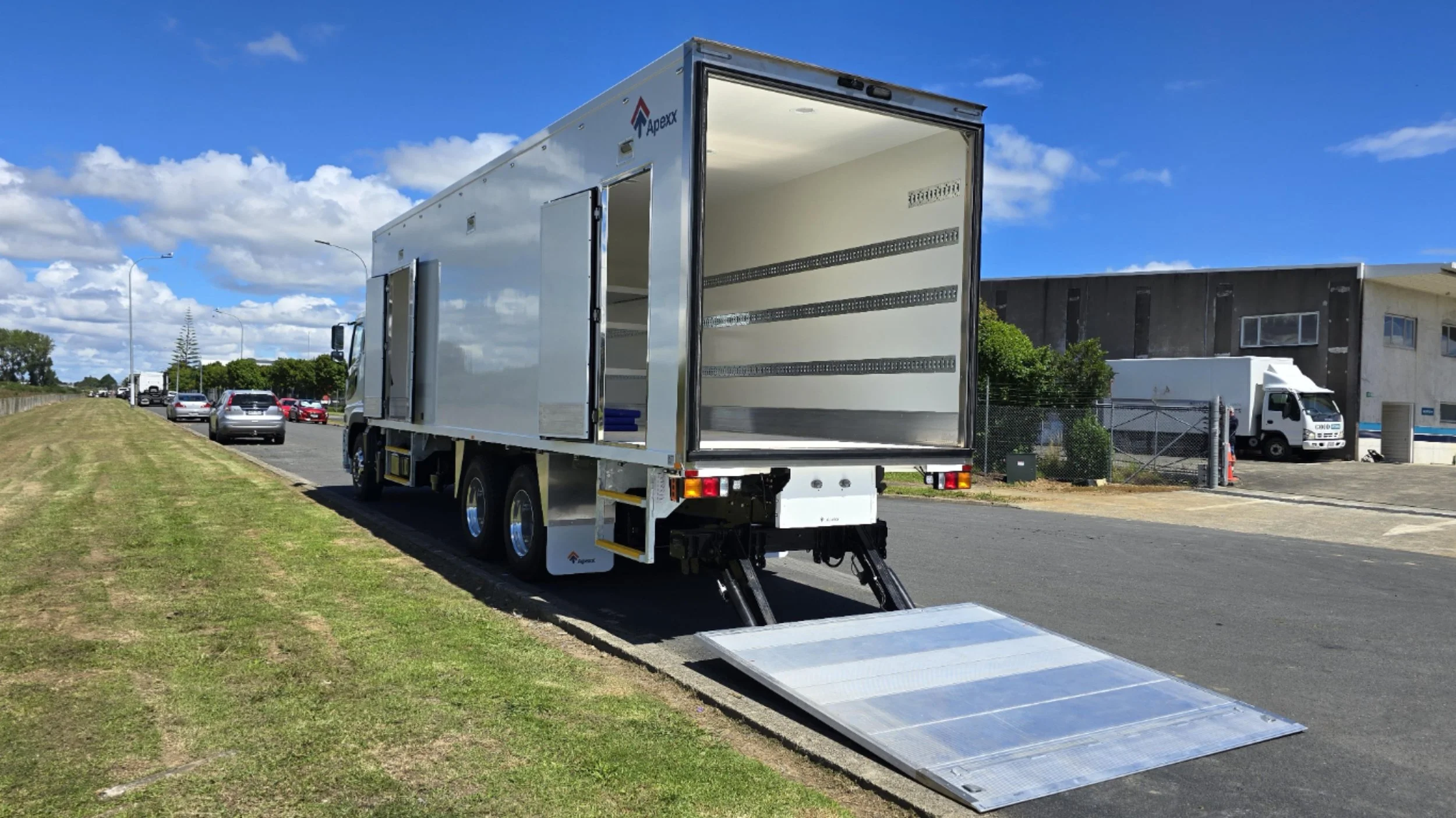 Apexx__Fuso_Shogun_EuroCoolBox_9300 (20).jpg