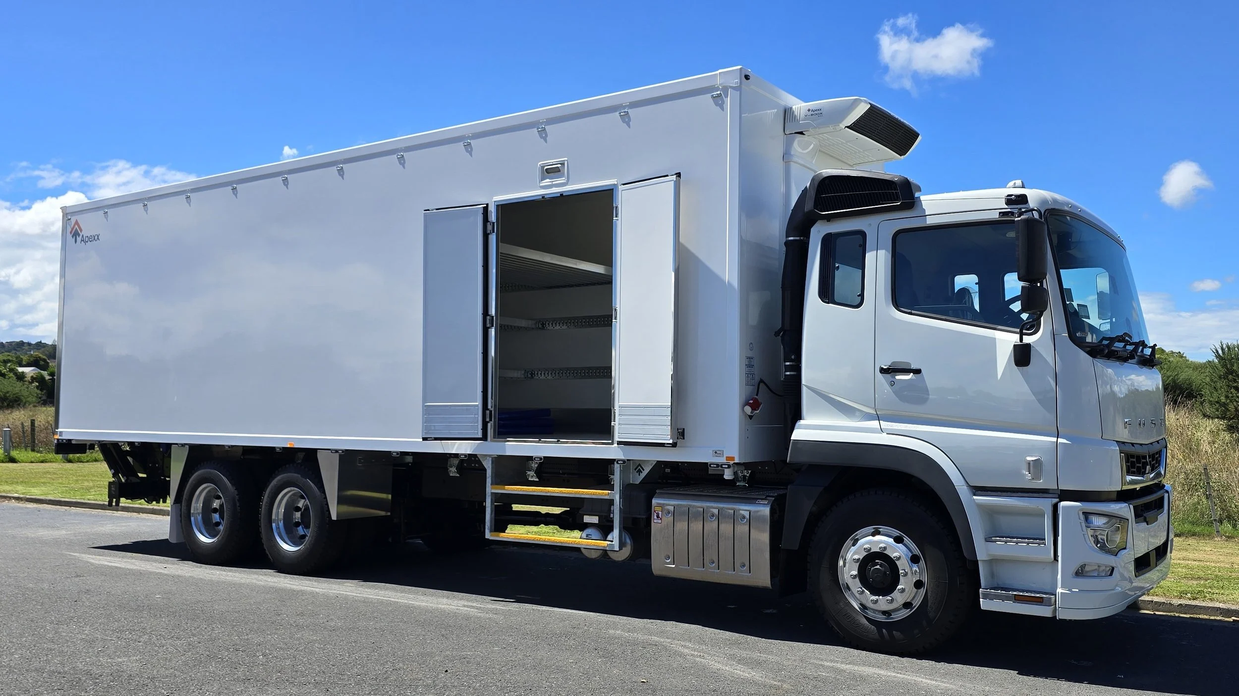 Apexx__Fuso_Shogun_EuroCoolBox_9300 (12).jpg