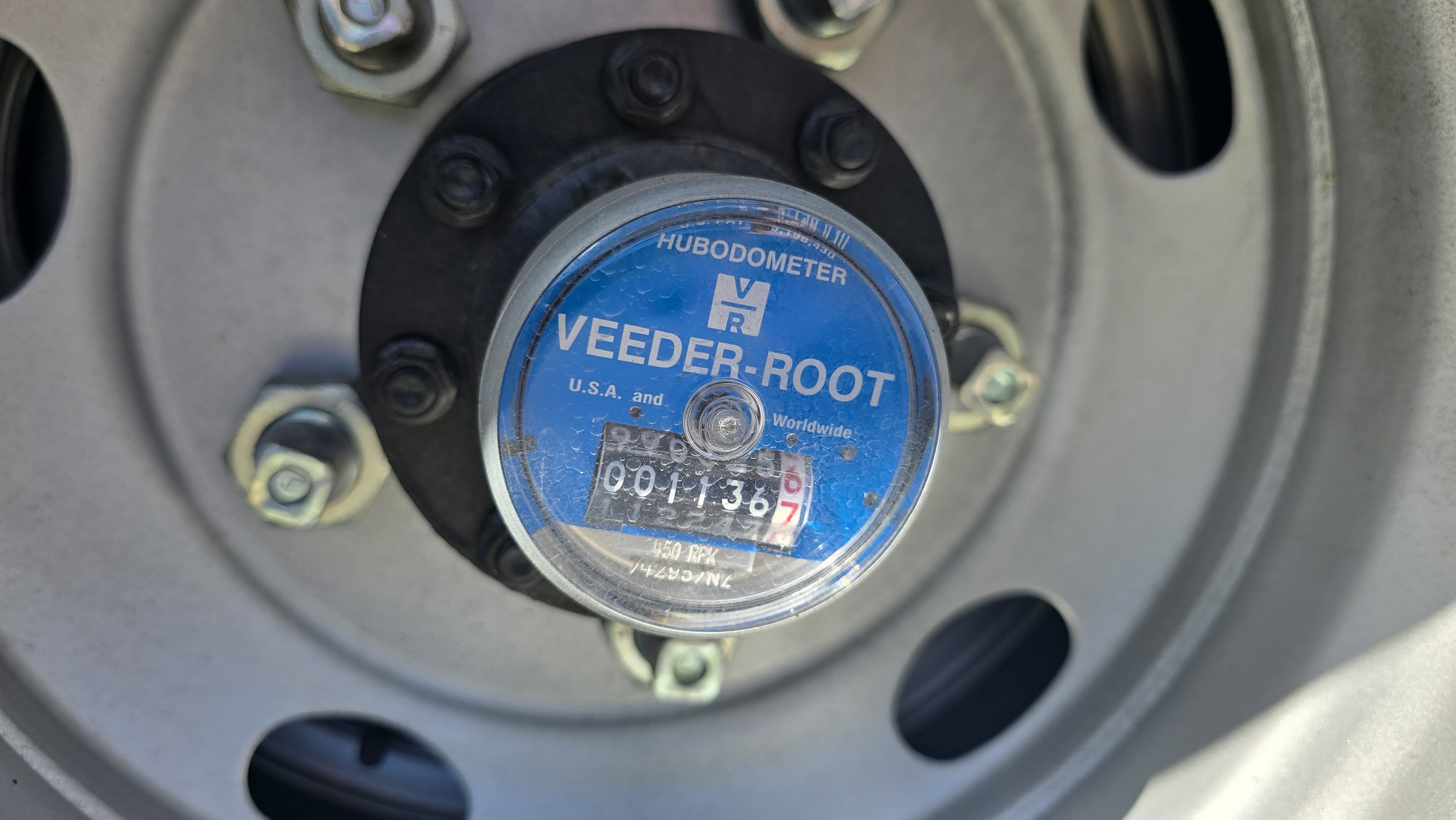 Apexx Isuzu NLR demo truck (6).jpg