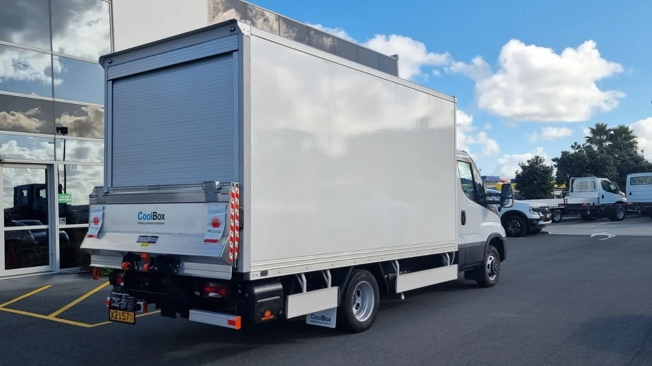 Apexx_CoolBox_Furniture_Iveco_Daily+(22).jpeg