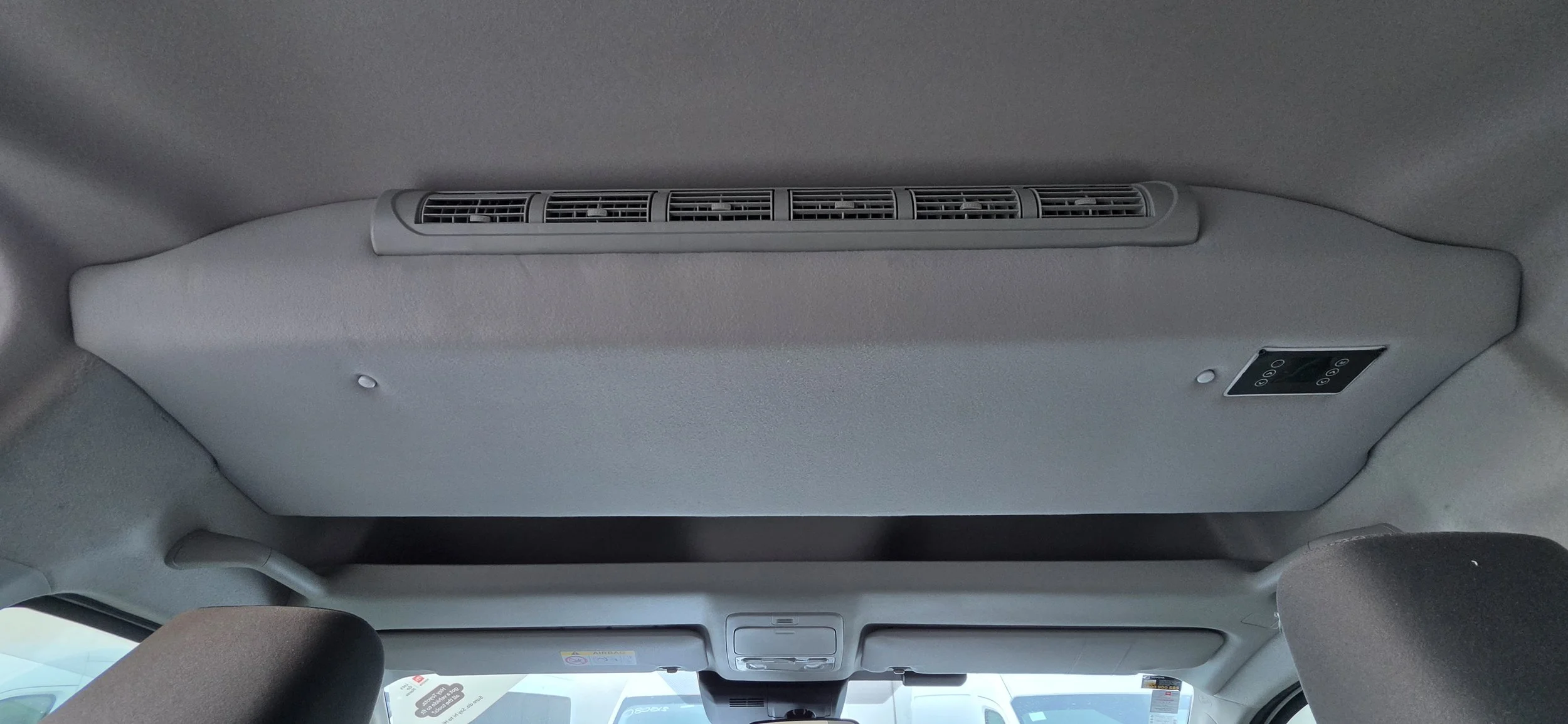 toyota_hiace_zx_air_conditioning (5).jpg