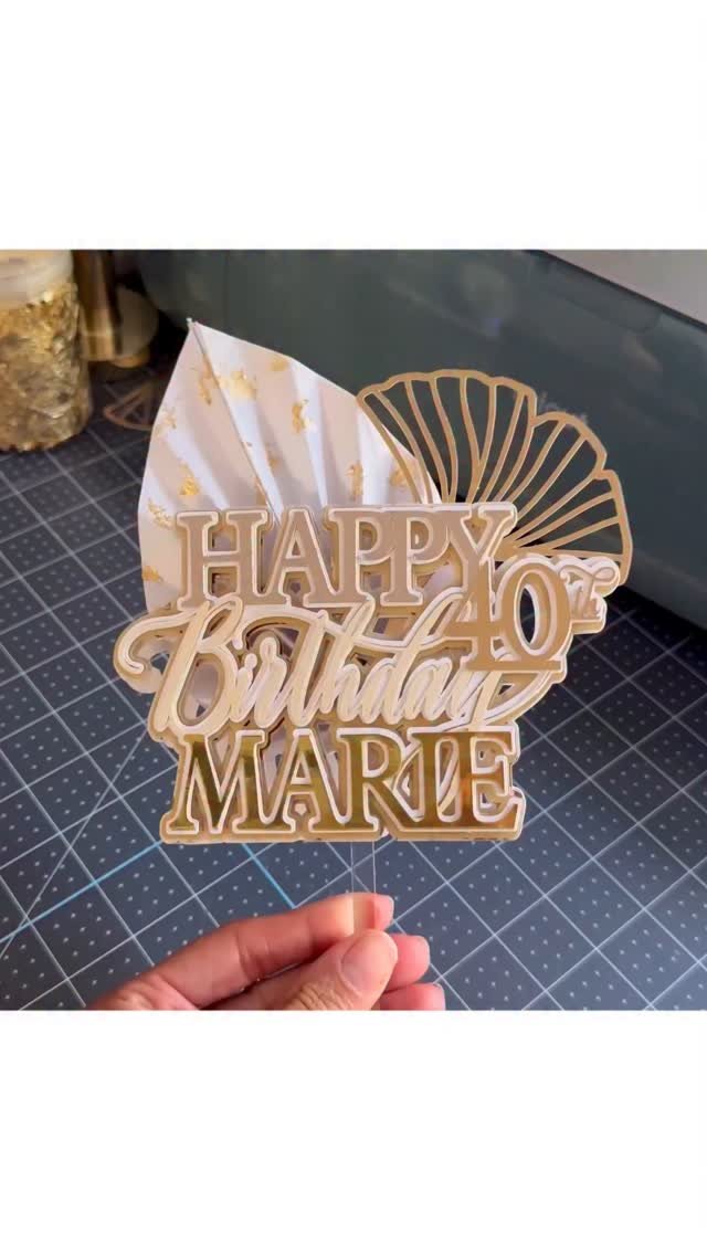Mini design tutorial for a personalised 40th birthday layered 3D Cake Topper. You can find a mini assembly tutorial in my previous reel π€
The design on my cricut design space profile so you can go in and edit π«Άπ½
π Birthday Image: #M505ABDA9
π