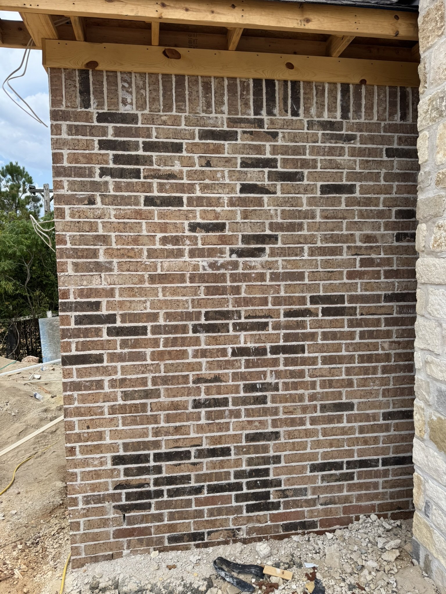 Mocha - white mortar