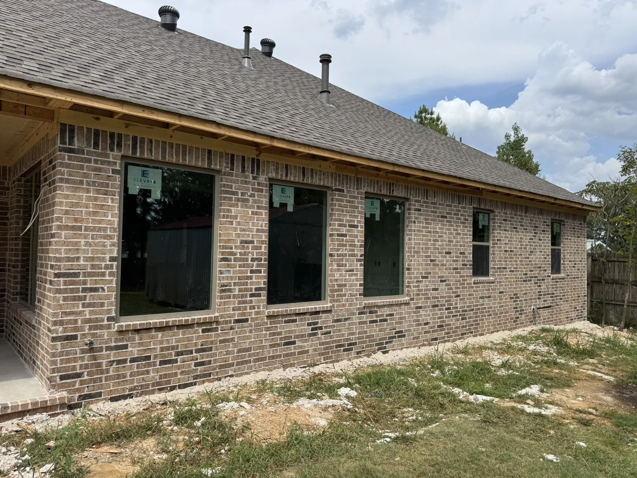 Mocha - white mortar