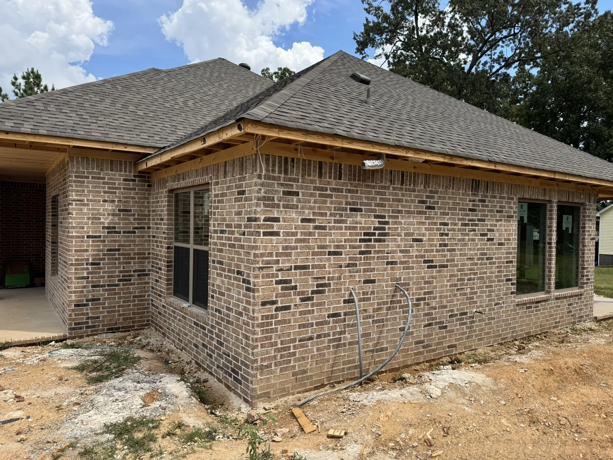 Mocha - white mortar