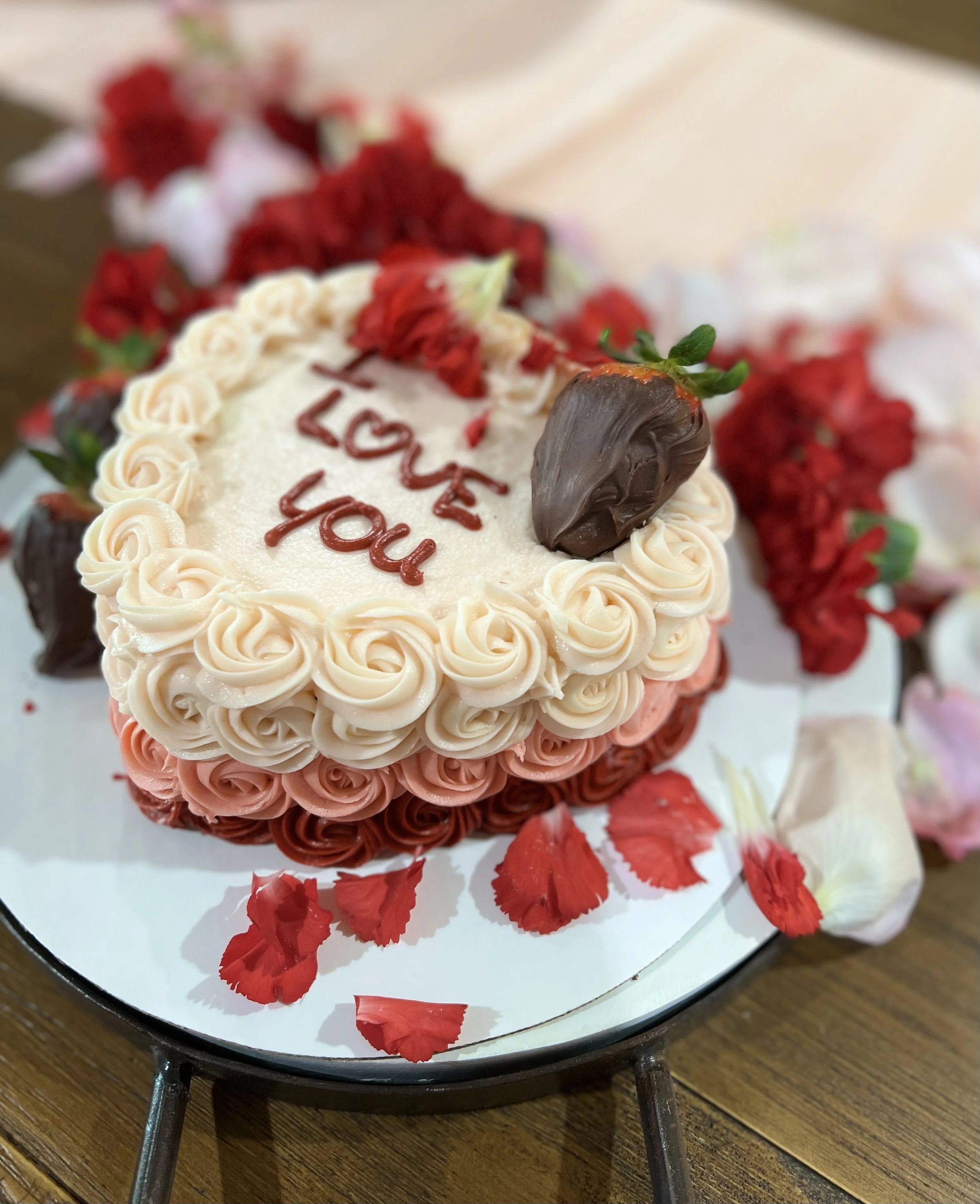 valentines cake (2).JPG