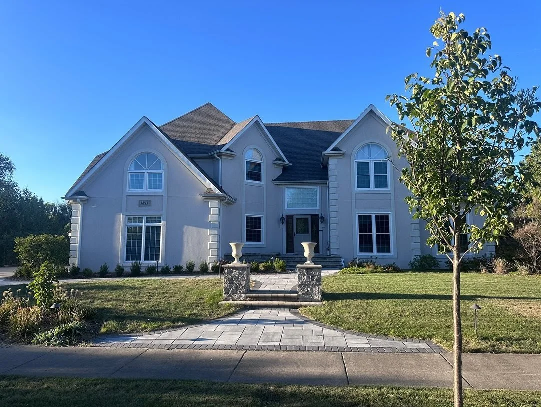 Wow it took 3 days for this project. Color makes big difference. #beforeandafter #colorchange #newroof #ikodynasty #goodjob #accelpublicadjusters #accelexteriors #approved