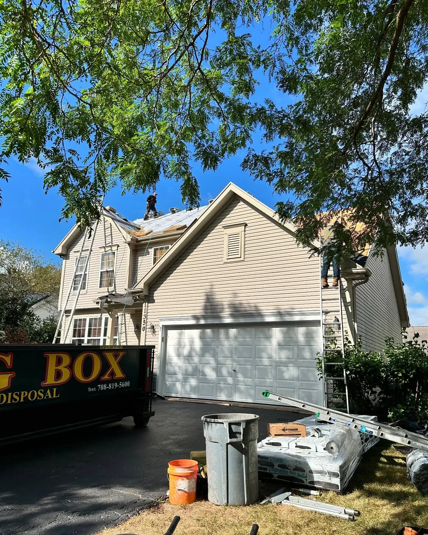Another new roof #beautifulday#newroof #accelpubicadjuster#accelexteriors#thebest#ikodynasty