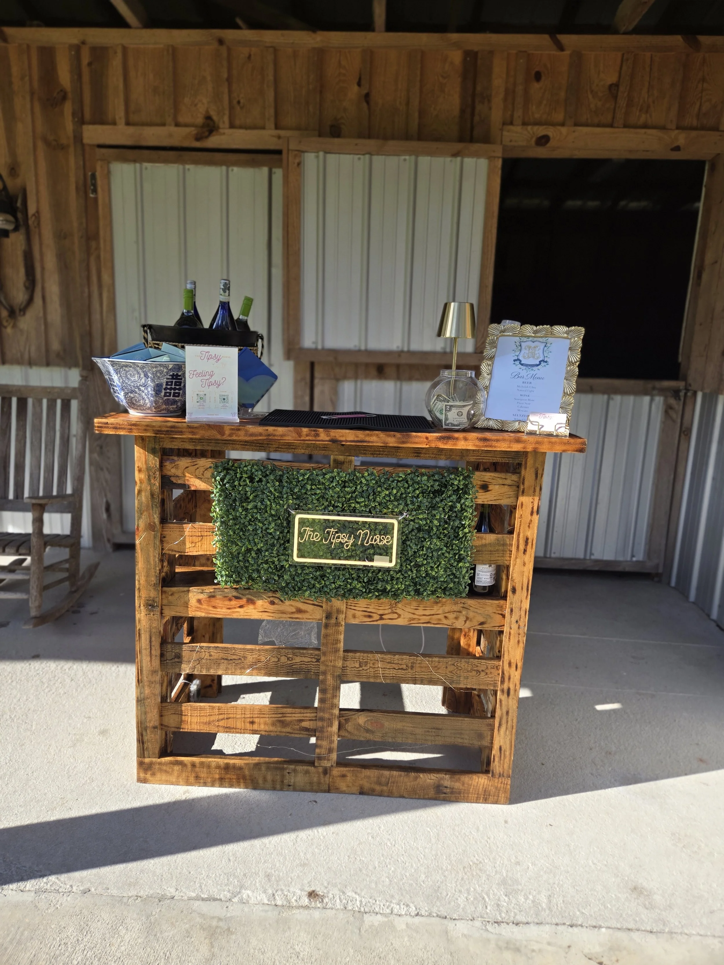 Pallet Bar available 