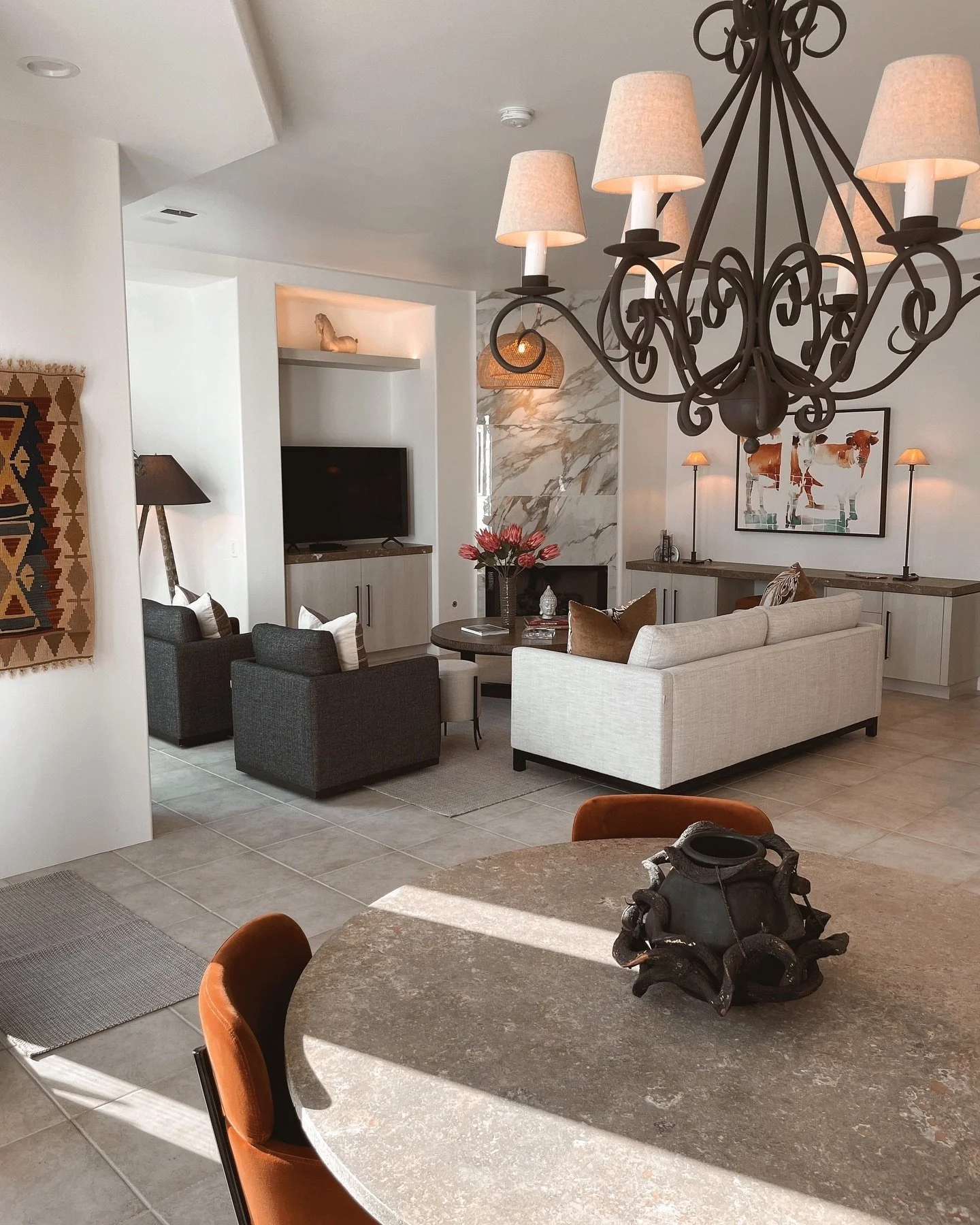 La Quinta Living Room with stunning natural light and organic textures throughout. #interiordesign #palmsprings #laquinta