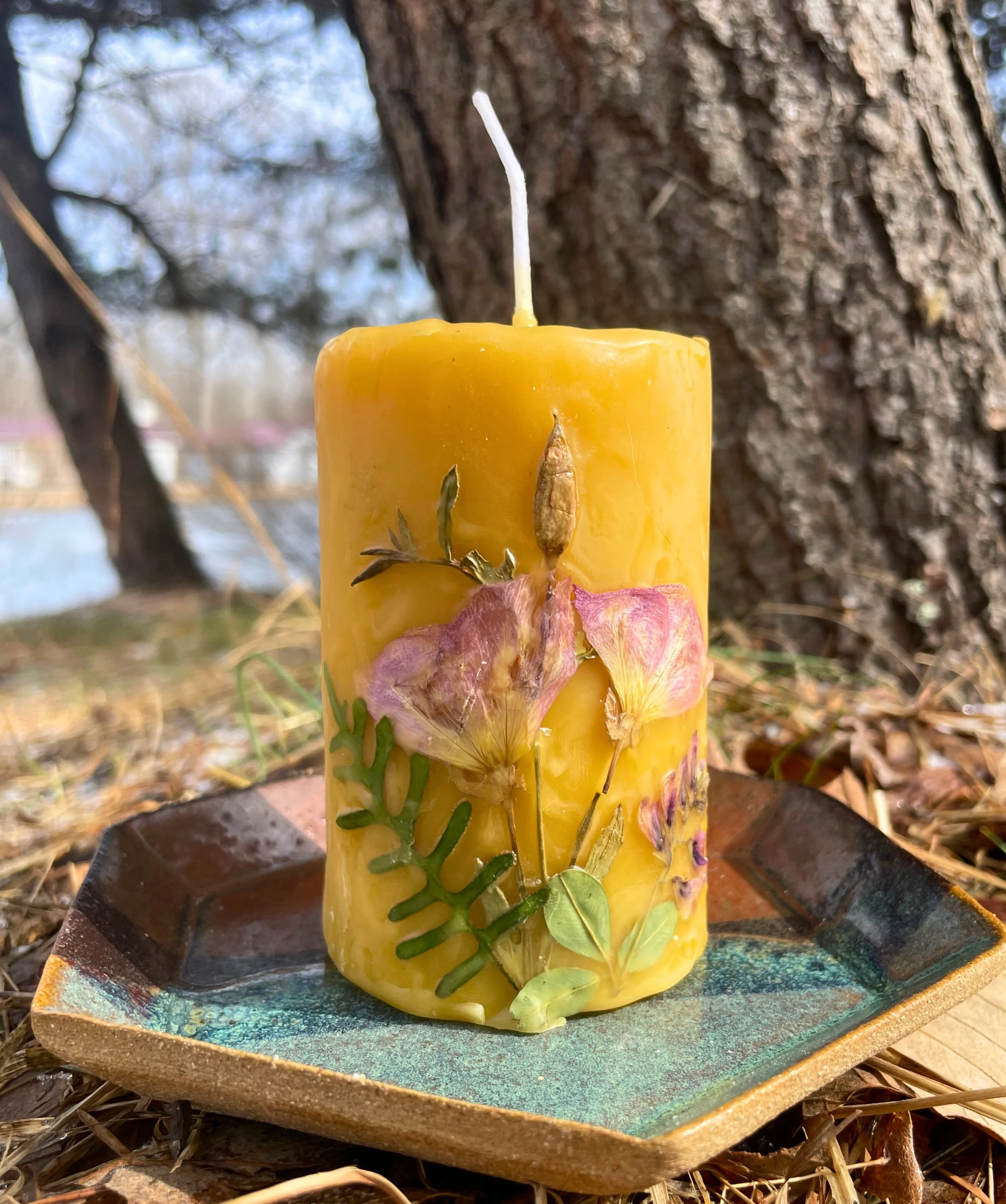 large-botanical-beeswax-pillar-candle.jpg