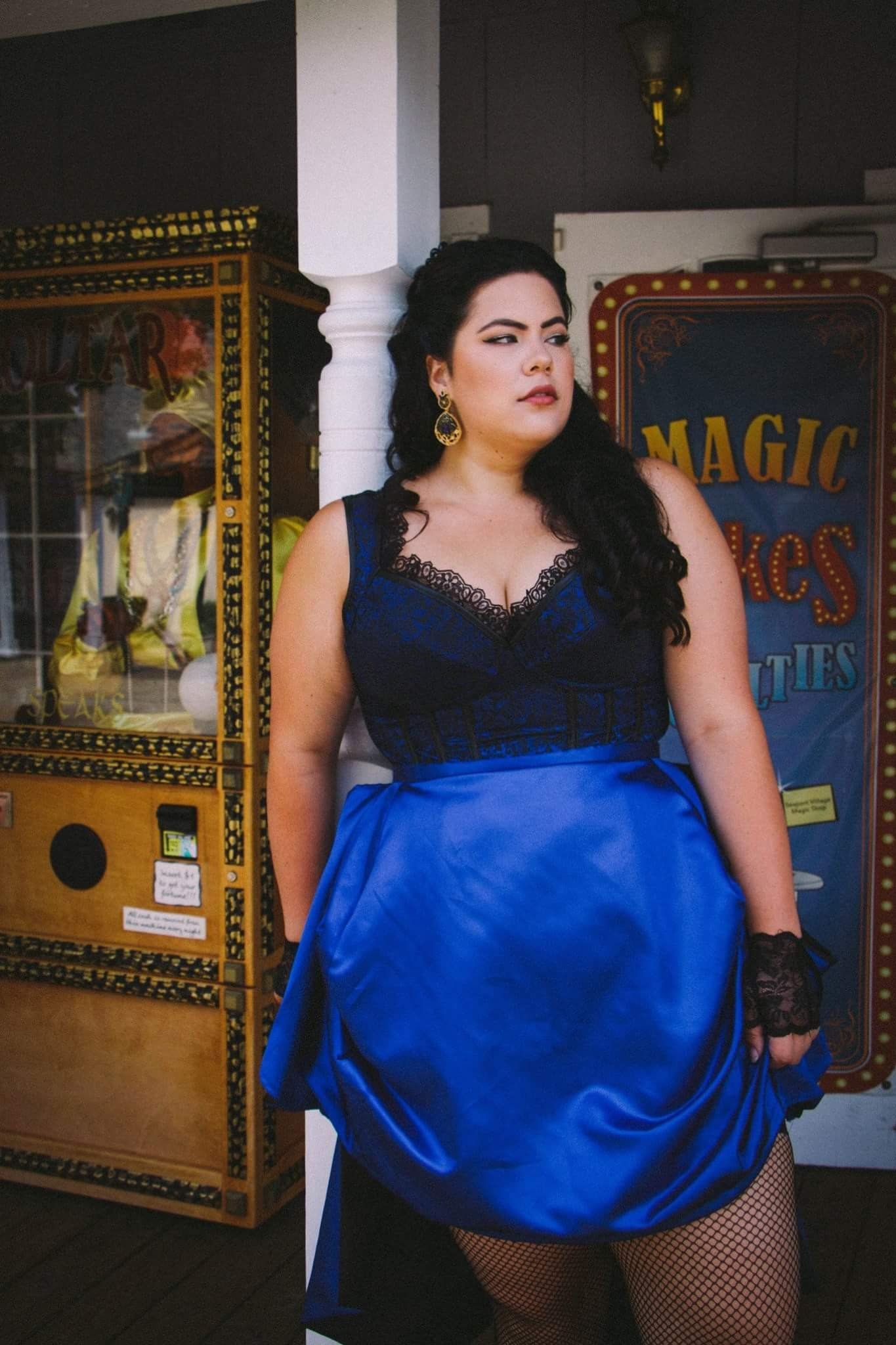 Clementine (Westworld) Saloon Girl Cosplay – 2017 Comic-Con (36 in waist)