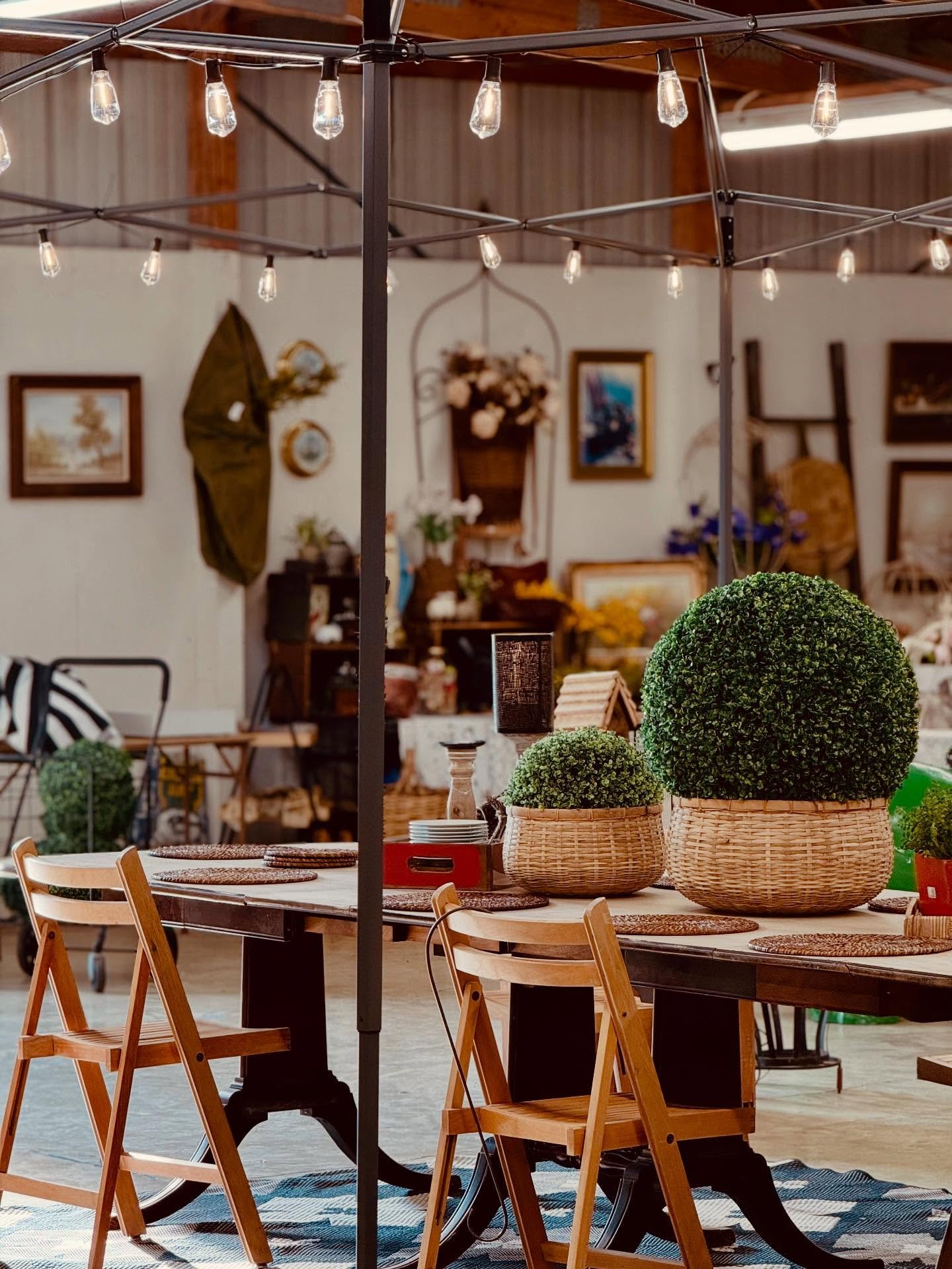 Still dreaming about last Sunday 💭✨ From vintage scores to handmade magic, June was a good one.

🧺 Find something you love? Show us your new treasure styled at home + tag us so we can share the inspo!

Next market: Sunday, July 13
📍 Sandwich Fairg