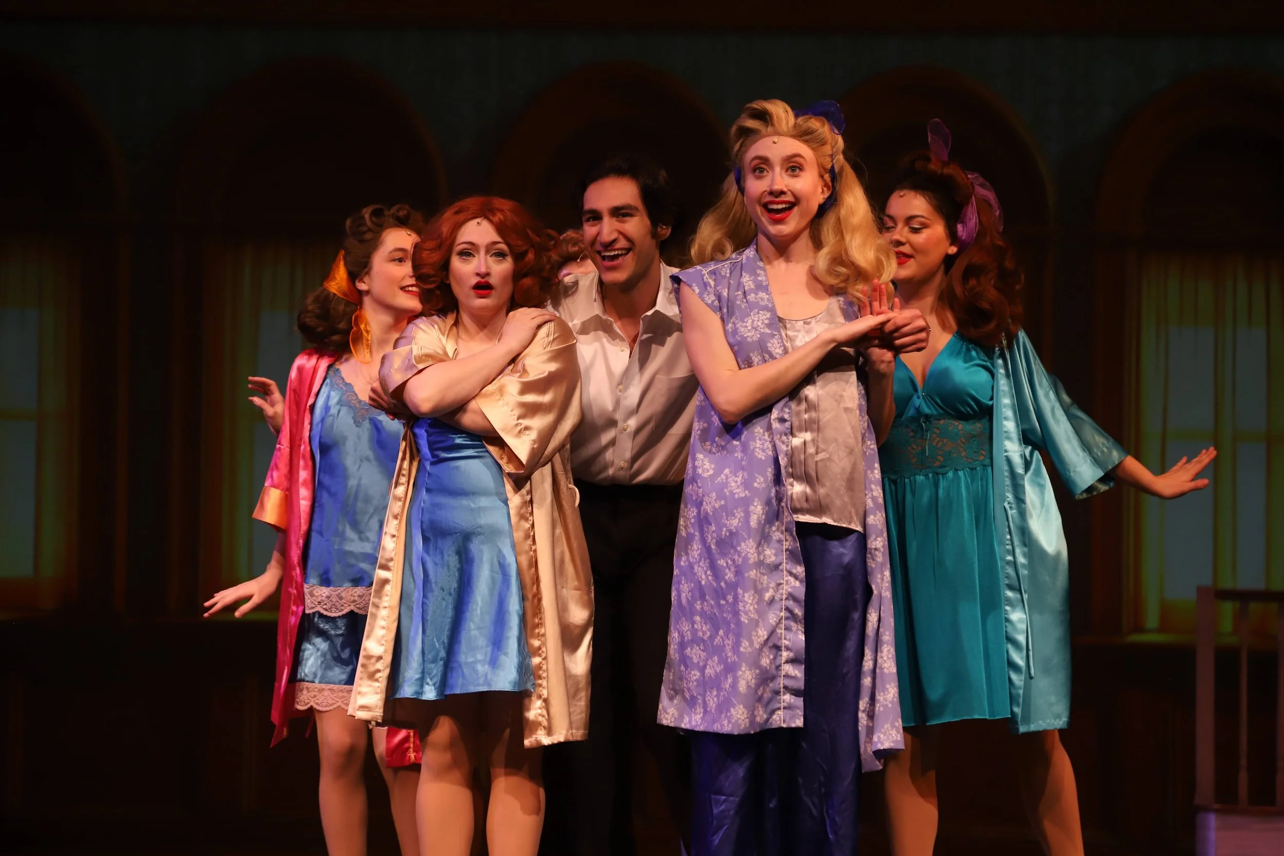 G Alvarado as Ted Hanover in Holiday inn with girls